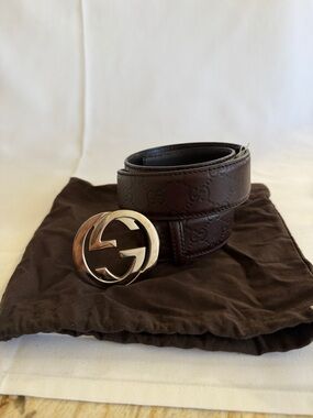 Gucci Dark Brown Embossed Leather Men’s Belt with Silver Interlocking G Buckle